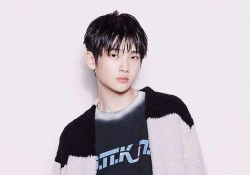 娱乐吃瓜黄明昊微博